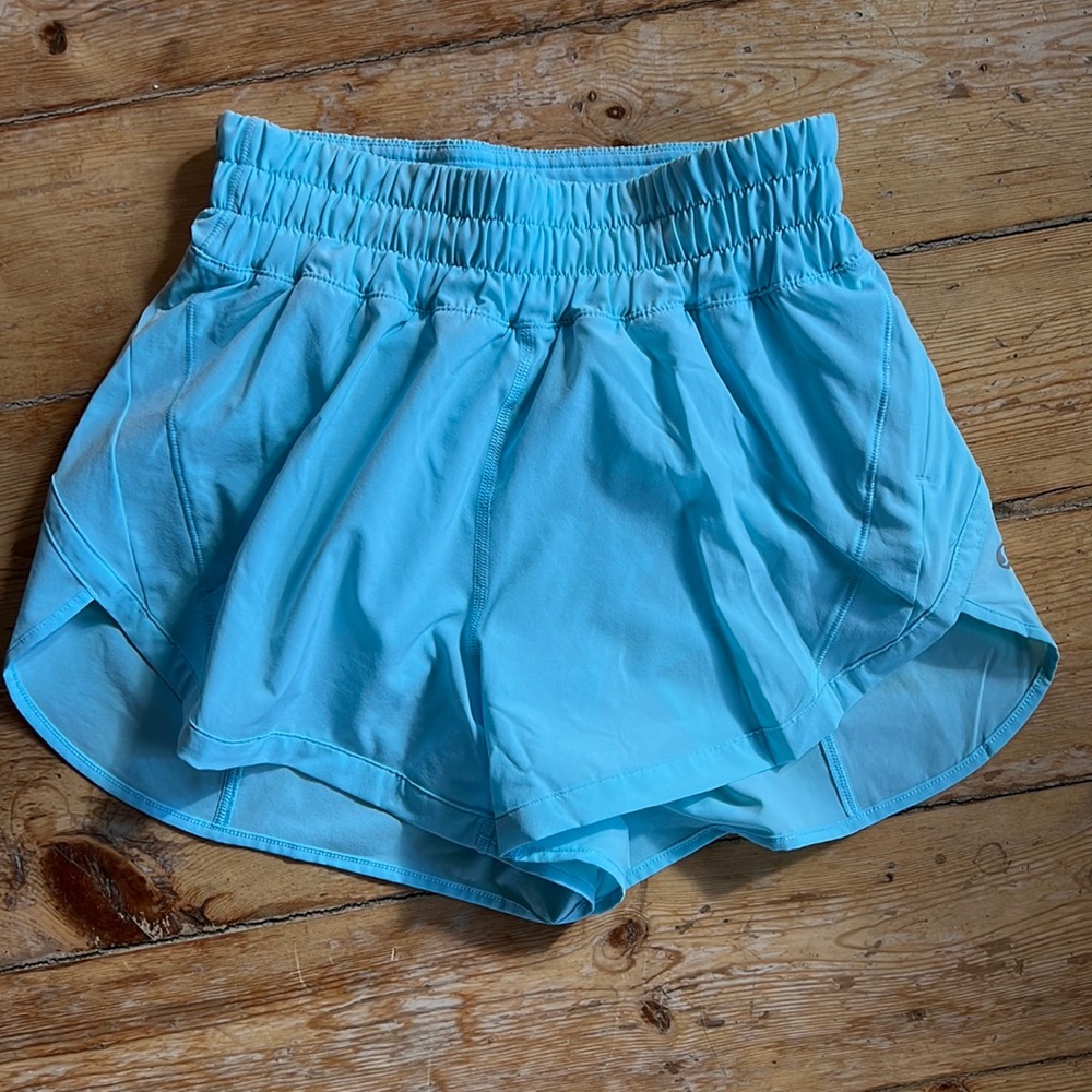 Lululemon Track That Short High Rise lined 3in sz4